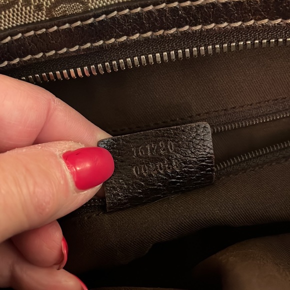 Vintage authentic Gucci handbag - Picture 11 of 16